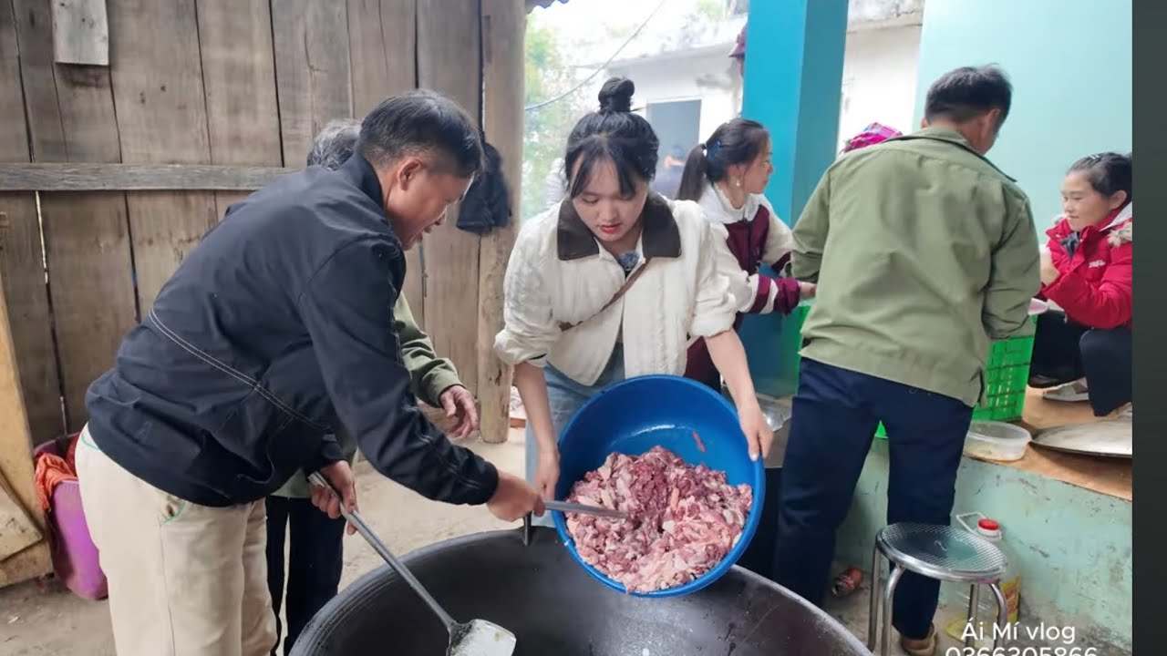 Đám Cưới Cô Gái Tây Bắc lấy Chàng Tây Nguyên Cả Bản Ái Mí làm Cỗ Siêu To 