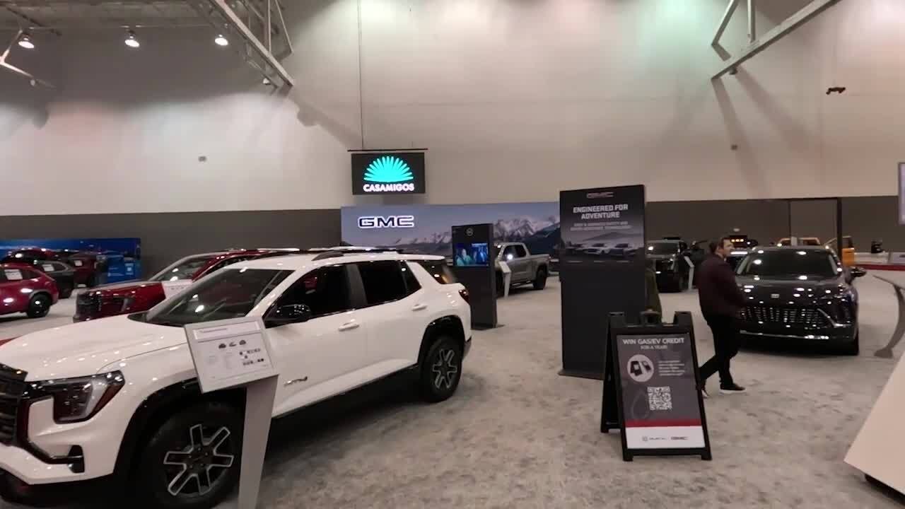 Buick’s SUV lineup and GMC’s trucks dazzle at Cleveland Auto Show