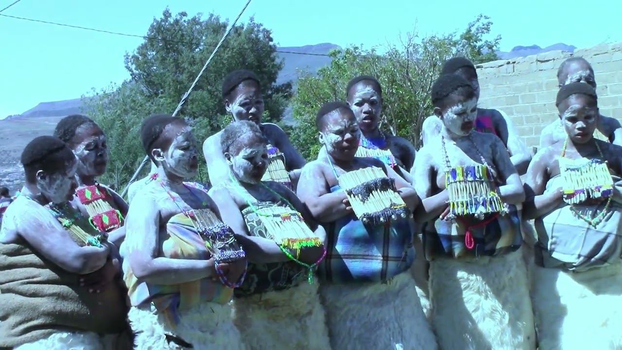 Bale ba 'M'e 'Maneo Mapoteng Taung_Khokolia