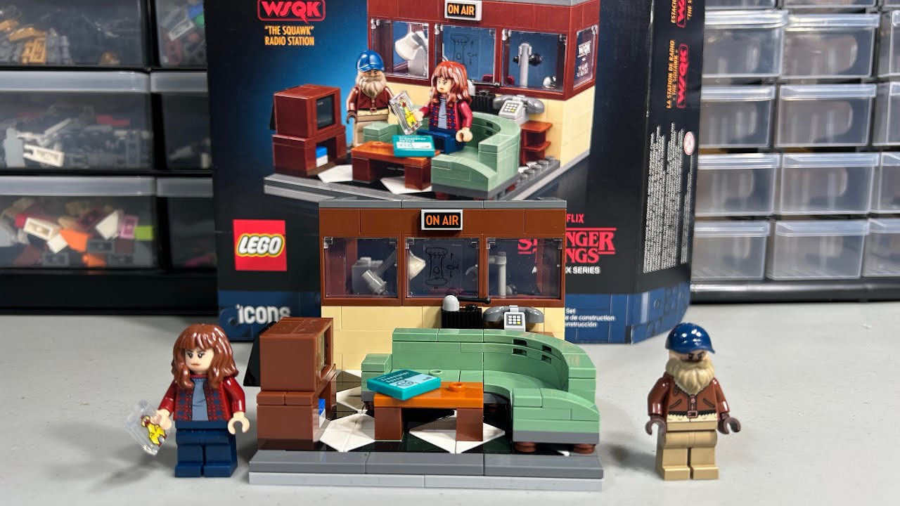 Lego Icons 40891 Stranger Things WSQK Radio Station (2026) Set Review 