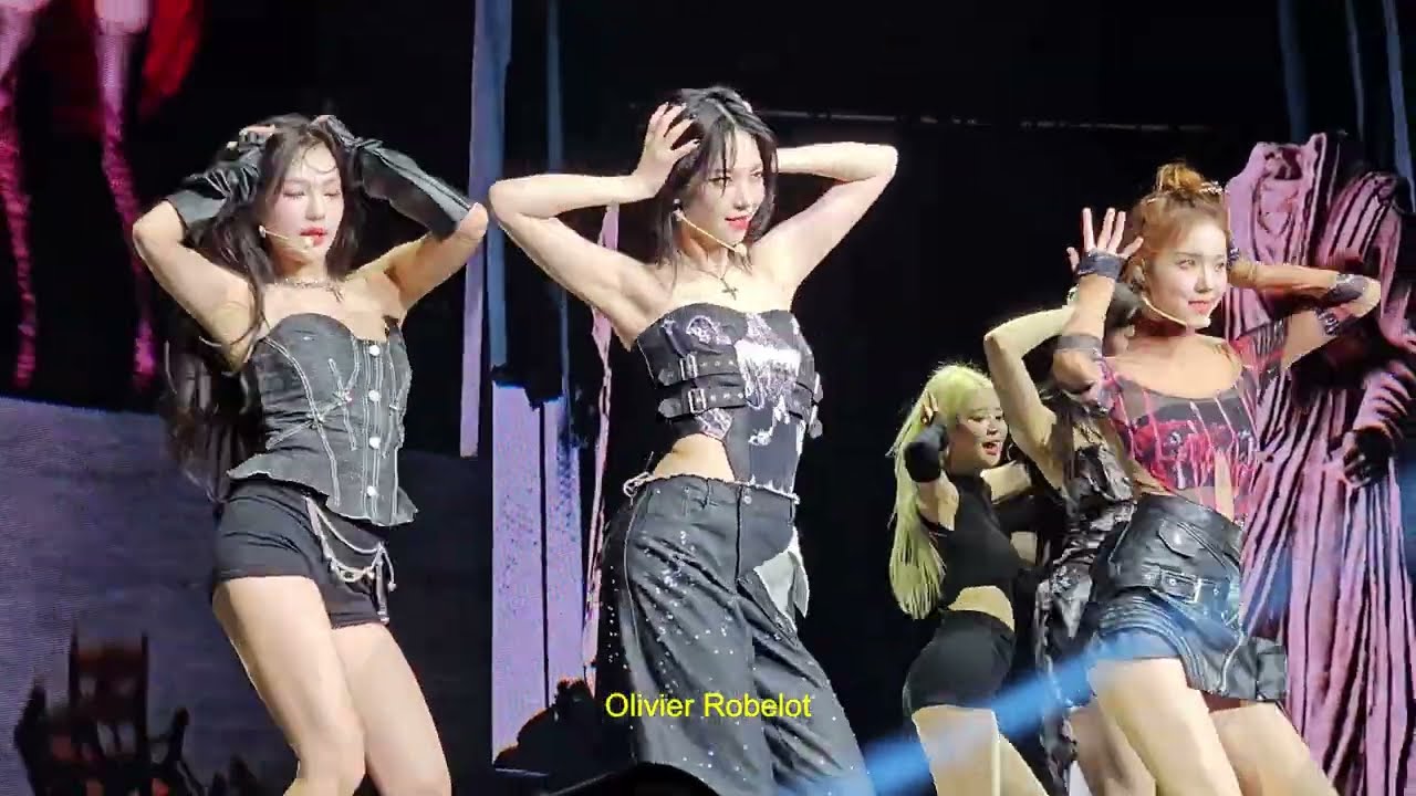 aespa 에스파 @ Dome de Paris - Salty & Sweet | Fancam