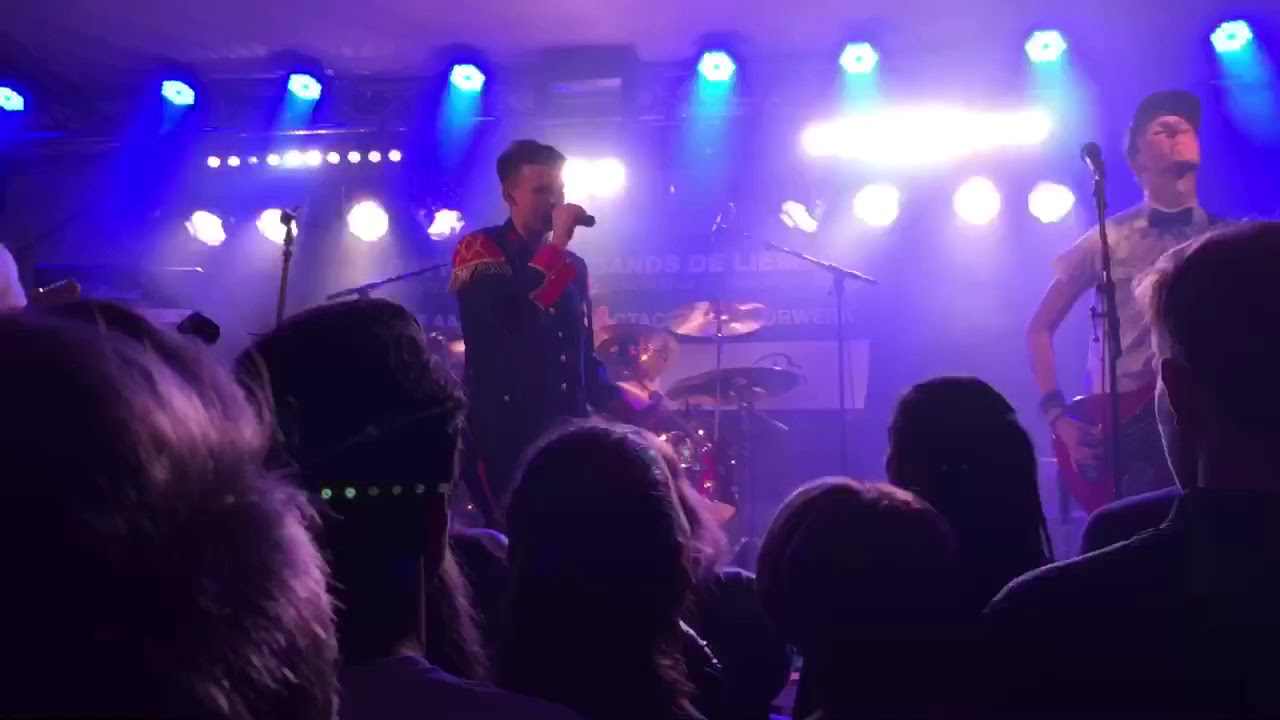 Shame Parade - Take Me Back (Live At Liemersplein)