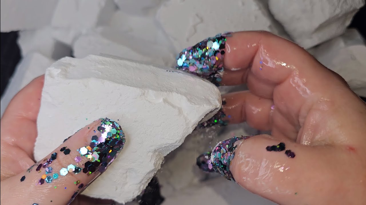 Easy Grip Plain Jane Crush | Gym Chalk ASMR | Oddly Satisfying