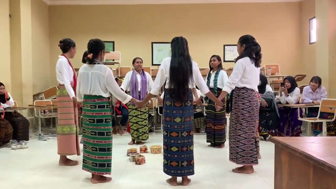 TARIAN KREASI DAERAH TIMOR NTT (PGSD UNDANA KUPANG)