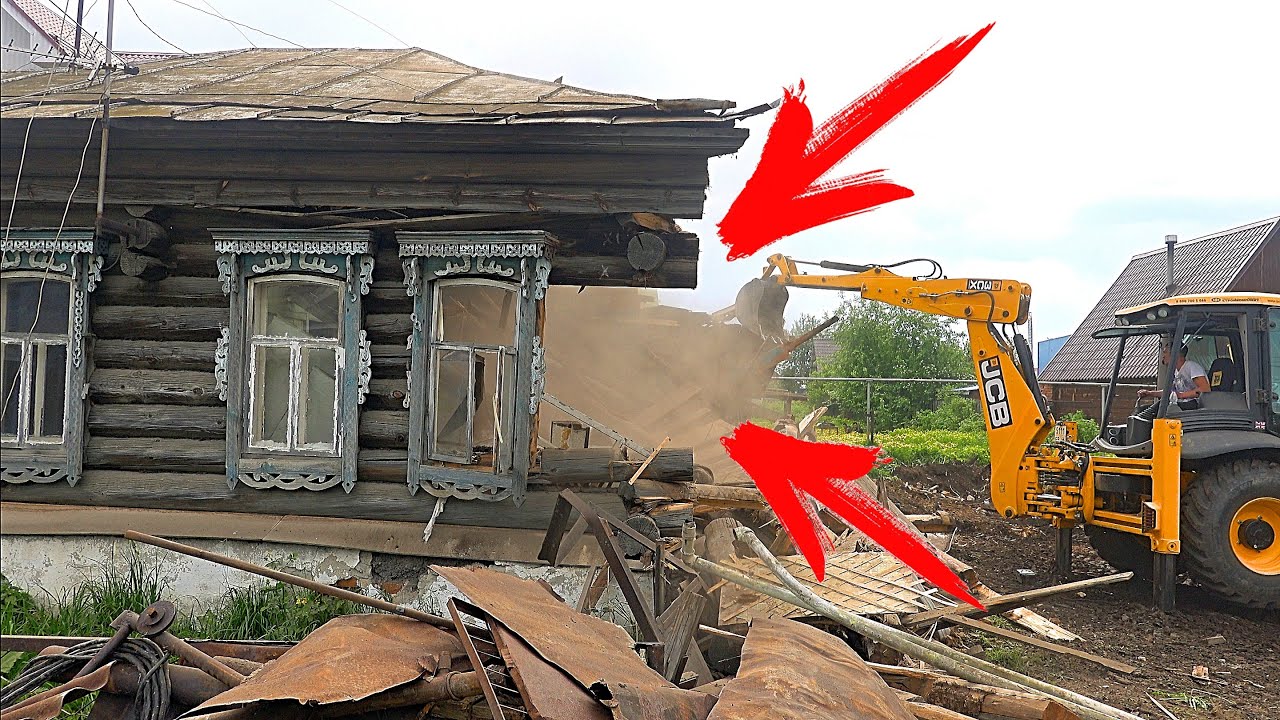 Трактор JCB ломает дом. Видео про трактор. Экскаватор против дома. Настоящий трактор.