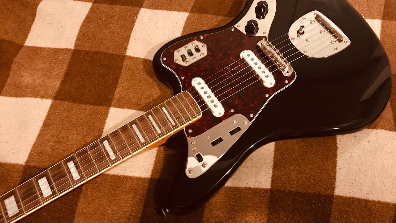 The Smoky Tones Of The Fender Jaguar Rhythm Circuit (Full Screen)