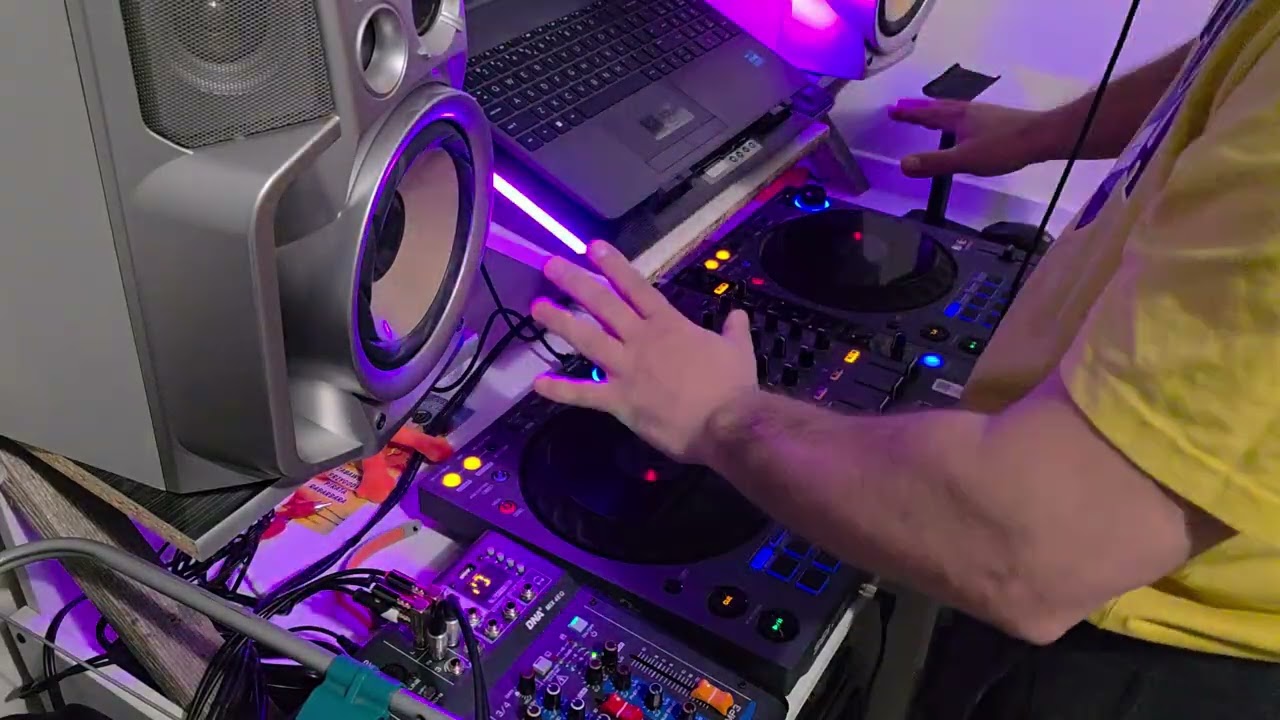 I love techno