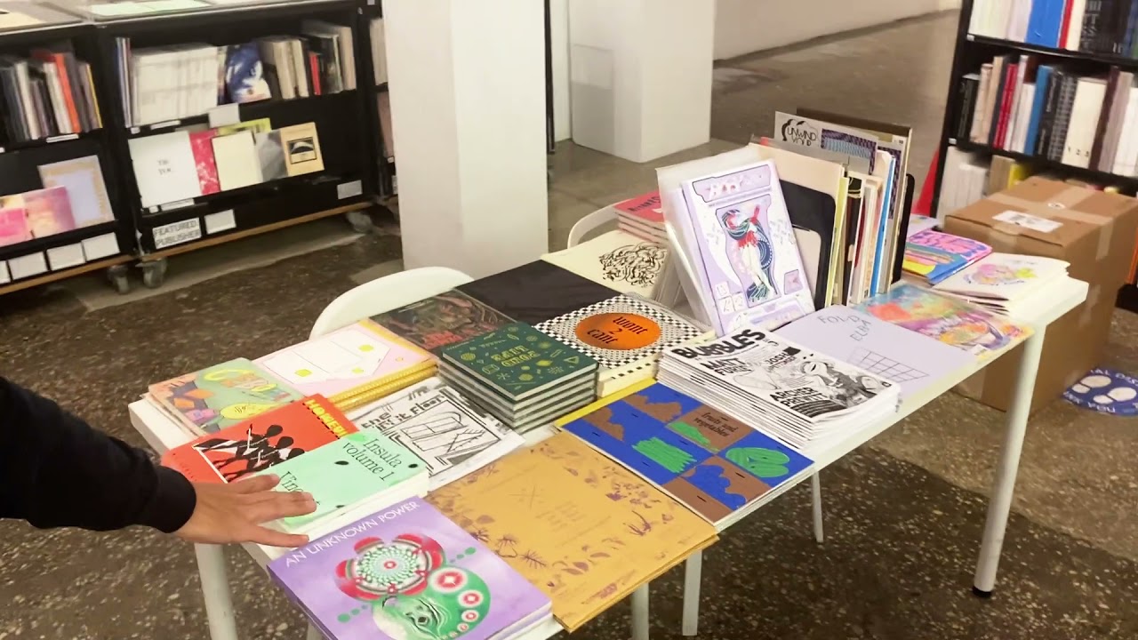 Wycieczka po sklepie Printed Matter, Inc.