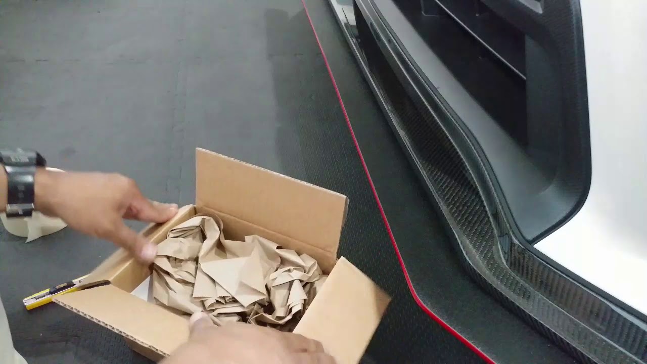Installing the APR splitter rods for my 2018 wrx sti