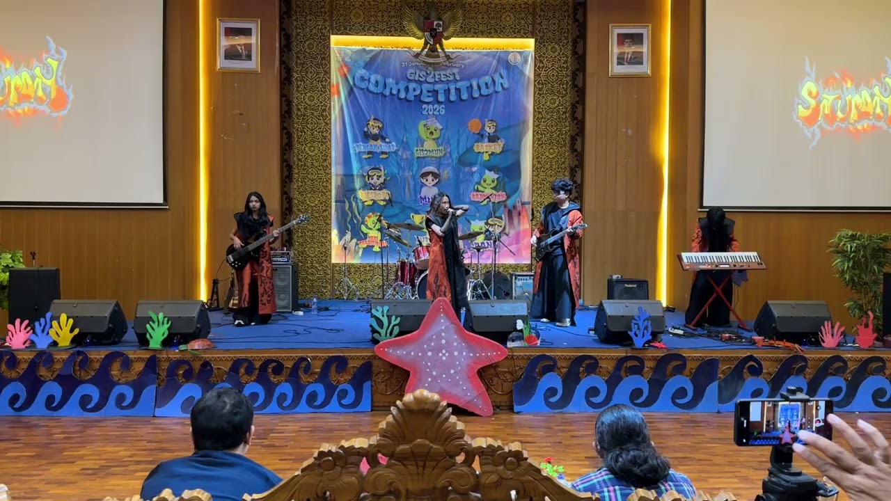 Performance at GIS2Fest 2026 - Melompat Lebih Tinggi (SO7) Medley Elang (Dewa19) Cover by Saturday