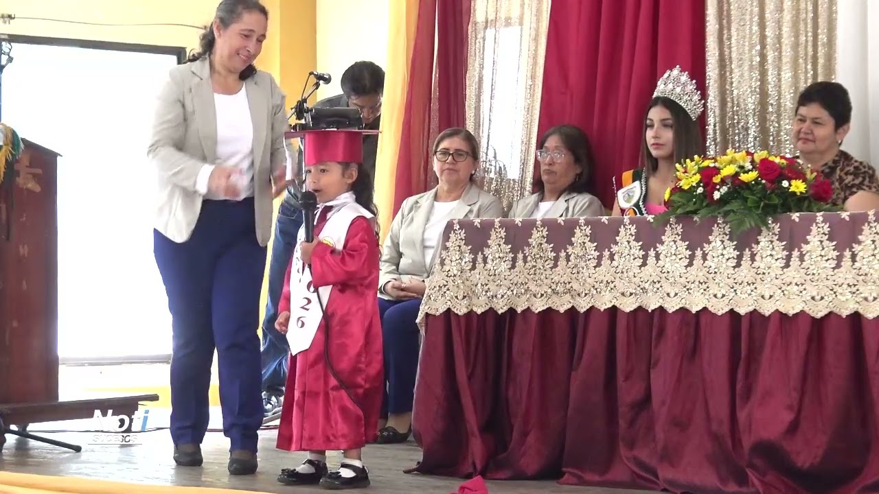 Graduación de estudiantes de Nivel Inicial de la U. E. Gonzalo Abad Grijalva