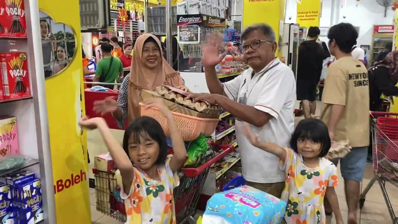 HAPPY ANNIVERSARY OMA DAN ATOK. SELAMAT MENYAMBUT RAMADHAN 1447 H