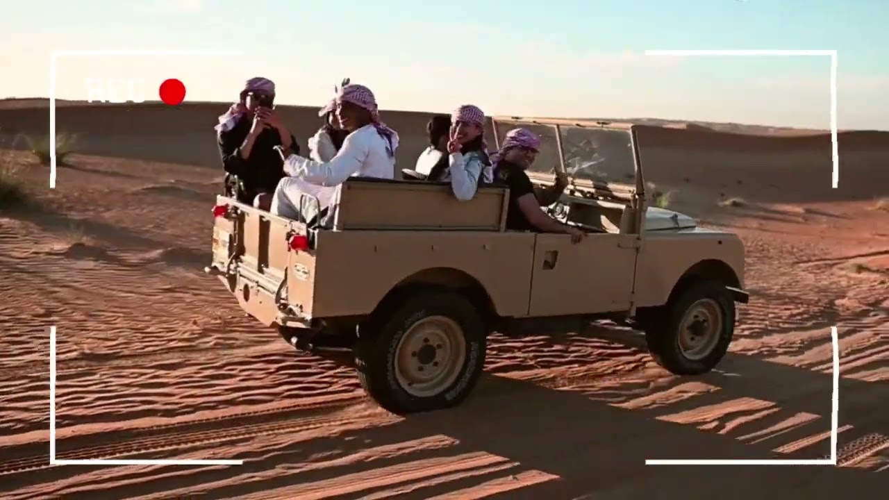 Experience the Ultimate Vintage Desert Safari in Dubai with Classic Land Rovers