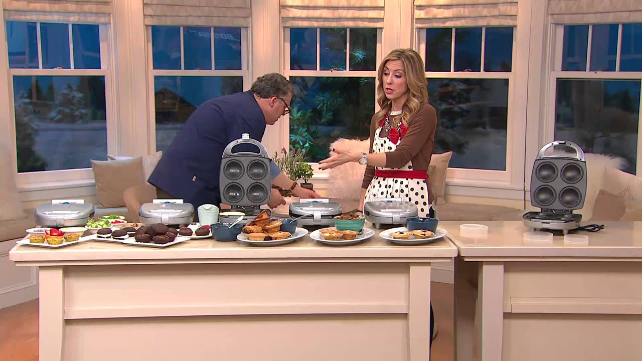 CooksEssentials Nonstick Pie & Cake Maker with 2 PastryCutters with Rachel Boesing