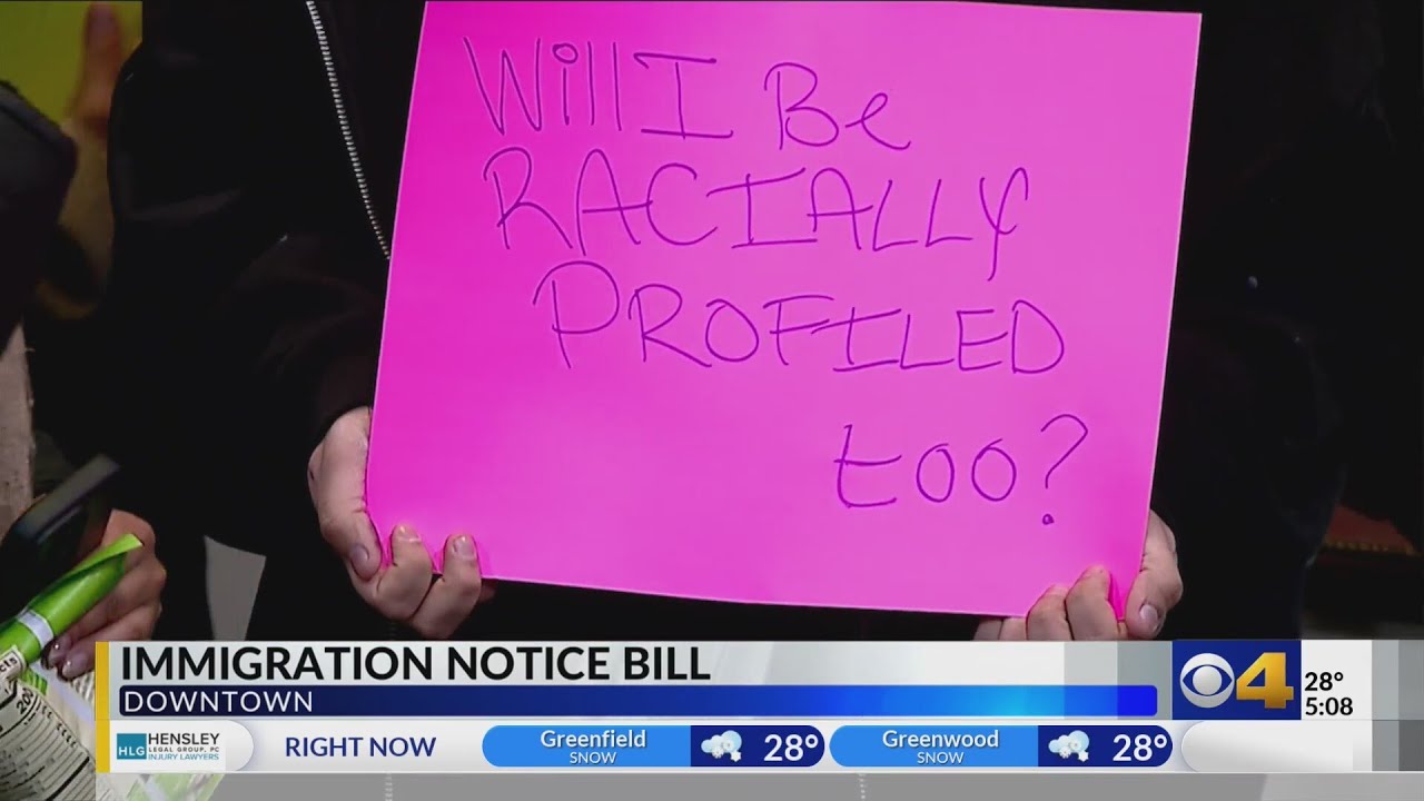Immigration notice bill considered at Indiana Statehouse