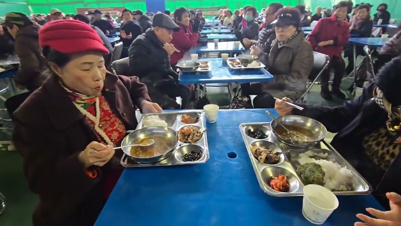26/3/4 가수 백승운 내남자내여자 (원곡자 배금성)평내무료급식소 공연 (사)이웃사랑나눔봉사회 (회장 김영. 단장 안영)에스포음향 (손희수대표)
