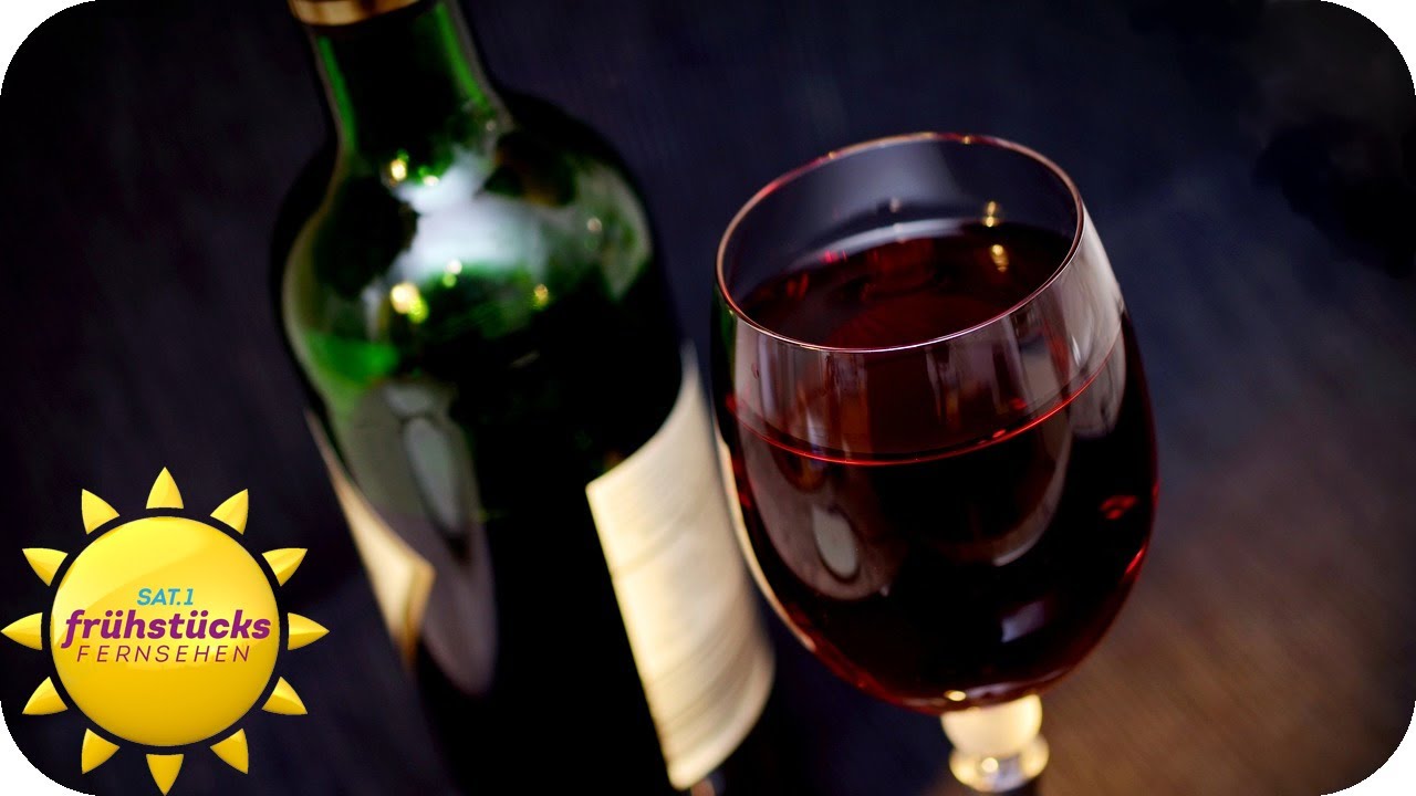Alkoholfreier Wein im Test - Blindverkostung auf dem Weinfest | SAT.1 Frühstücksfernsehen