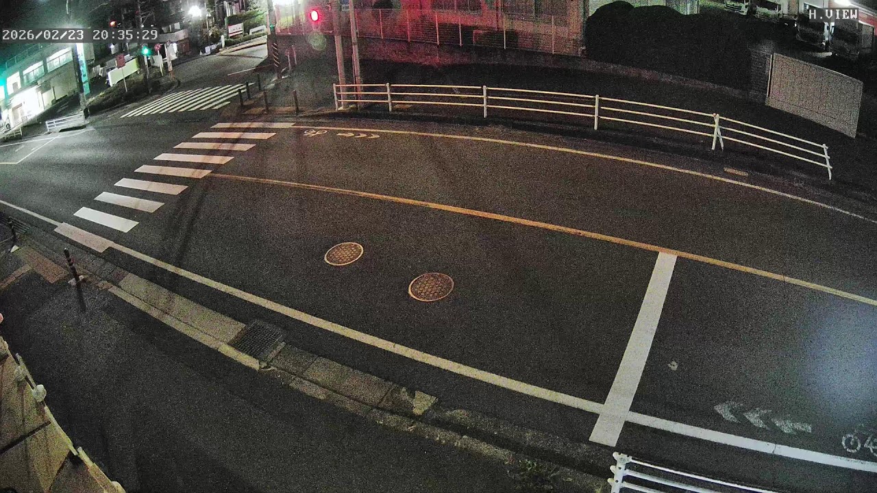 ライブ配信  厚木街道　泉の森交差点　4Kリアルタイムライブ配信　【12時間ごとに、アーカーブ制作のため、5分～30分程度のスタンバイ時間がございます。】