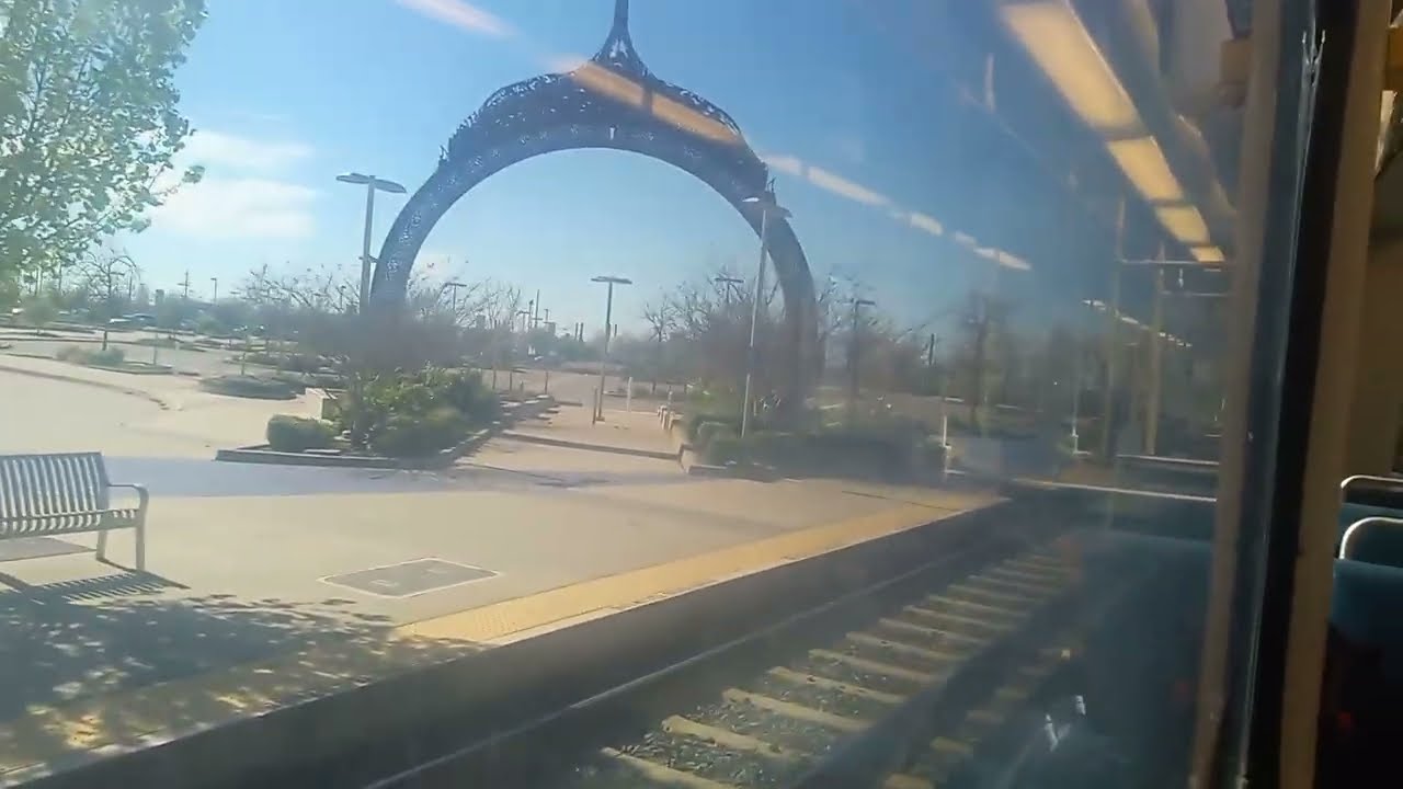 Riding the Sacramento light rail from Franklin Blvd station - 16th Street station