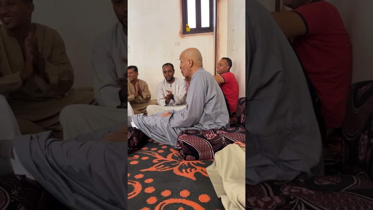 الشيخ رمضان يمدح في رحاب الشيخ حامد الجبال - نسمات هواك لها أرج  تحيا وتعيش بها الُمهج
