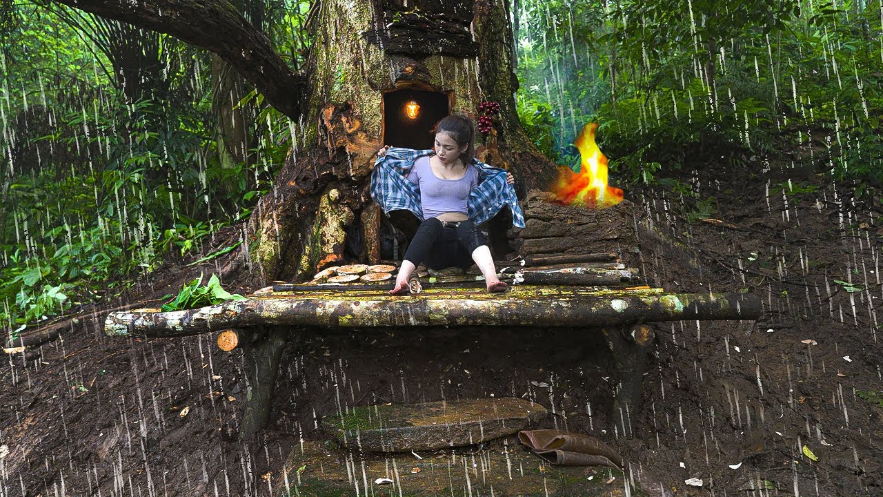 Unexpected Rainstorm - The shelter in the tree trunk saved me - Msyang survival