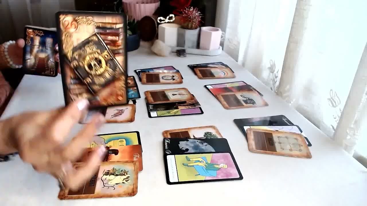 AKLIMDAKİ KİŞİNİN GERÇEK NİYETİ NE? #tarot #tarotreading #çekiliş #süperteşekkür