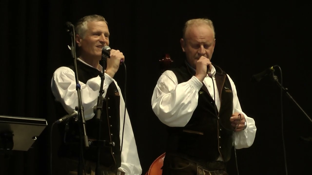 Ensemble Osttirol -- Der Sonntags Jodler