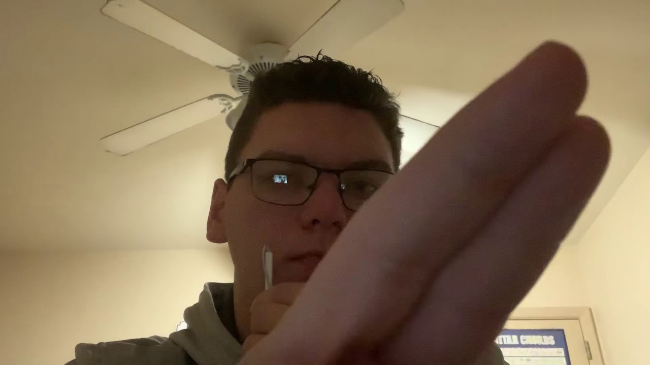 Lo-Fi Gum Chewing and Hand Movements - ASMR
