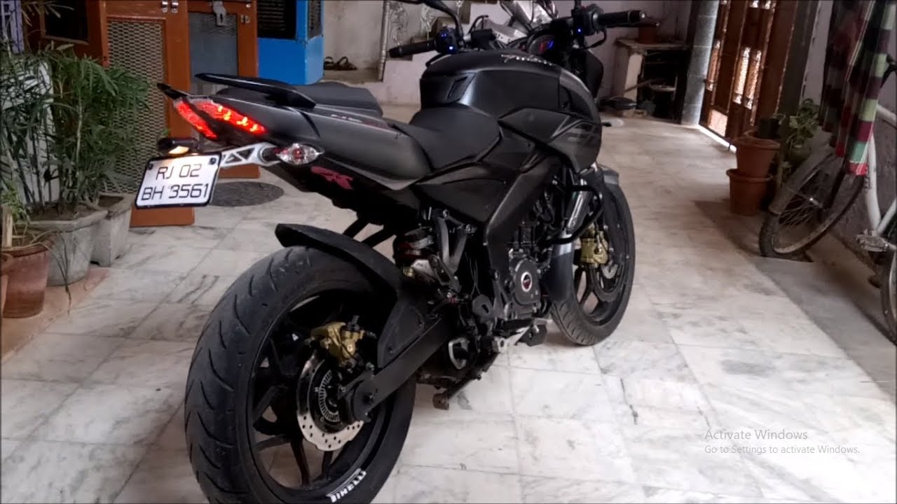 Matte Black Full Wrapping | Pulsar NS 200