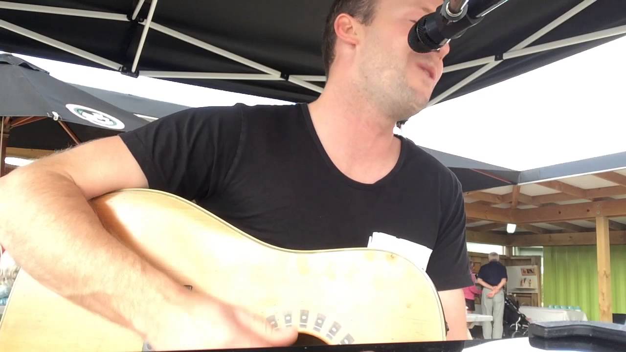 Sugar - Maroon 5 (Live Loop cover by David Shanhun)