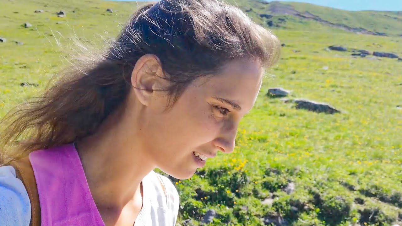Trekking sul passo Valles e Col Margherita con le mie bimbe.