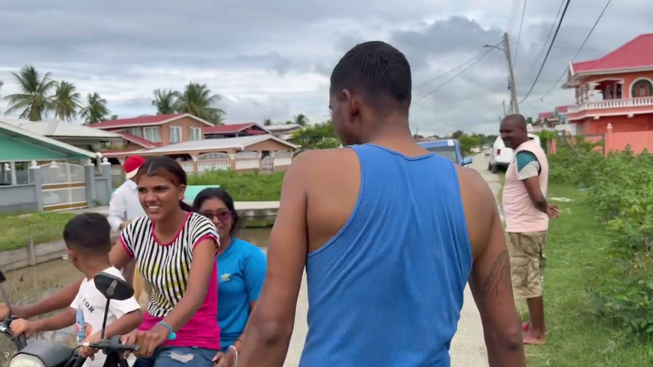 Рыбалка на озере Ян Дам, Розиньоль 🇬🇾
