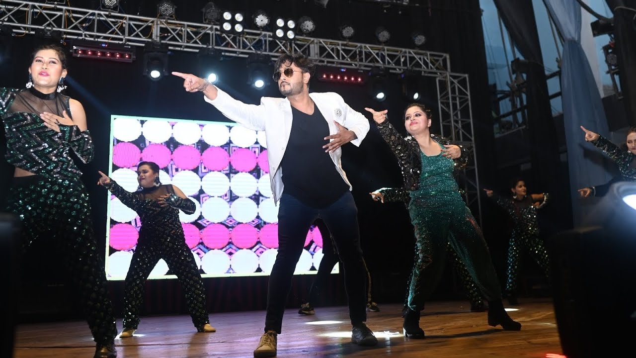 The Confused Box | Sayanta Modak Dance Performance| Black Eyes Dance Institute Annual concert| Spect
