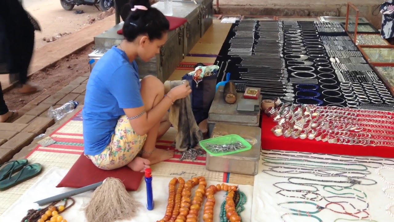 World famous antique and jewellery market - Goa