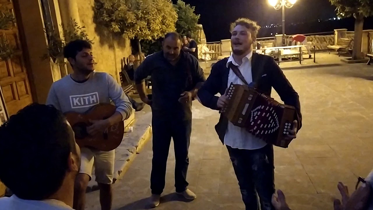 una tarantella divertente 🤣🤣