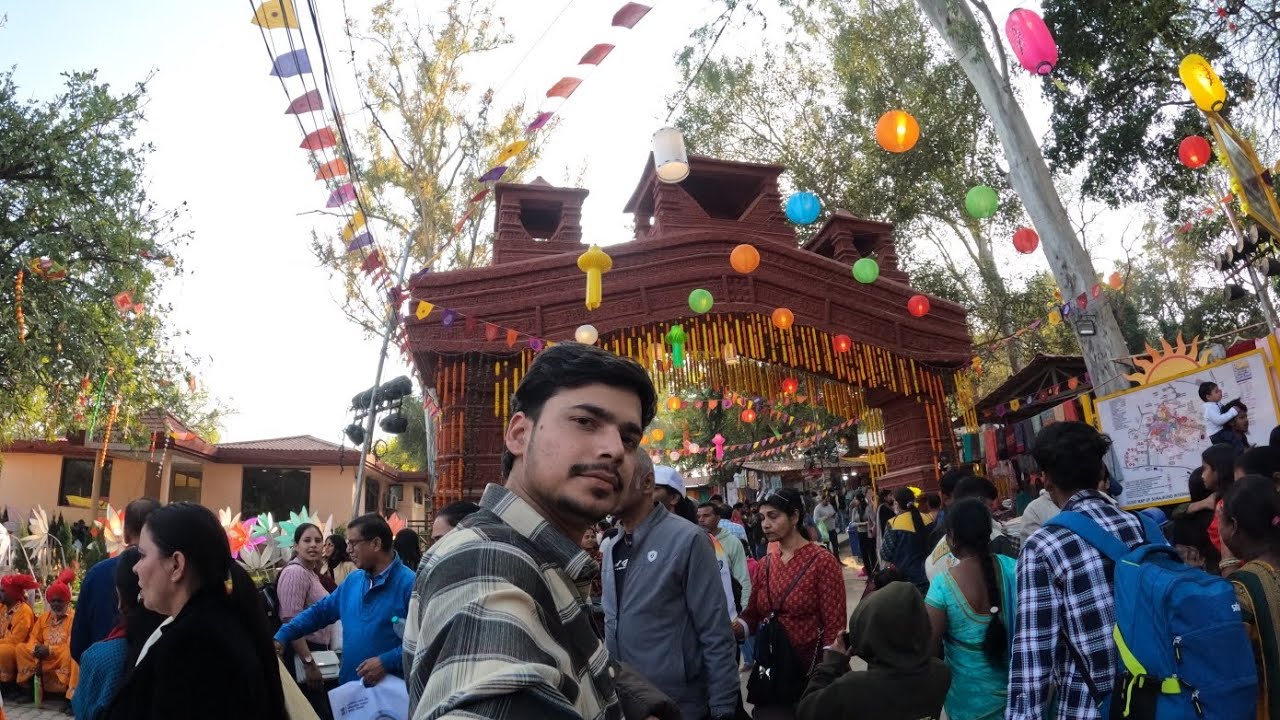 Aaj gye surajkund mela #surajkundmela #enjoy#fypyoutube #viralvideo 