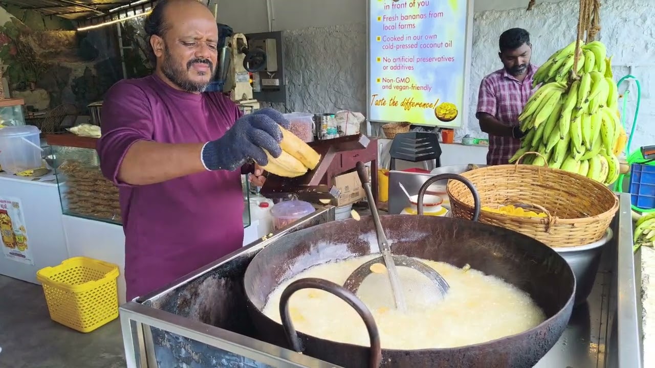 BANANA CHIPS | Yummy Kerala Banana Chips Recipe | Kerala Street Food Recipe 