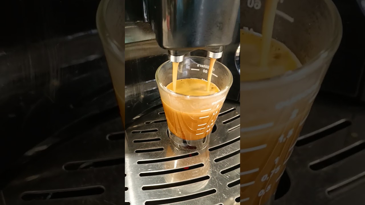 Delonghi Magnifica #coffee #espresso #life #espressoexpress #coffeelover #coffeetime