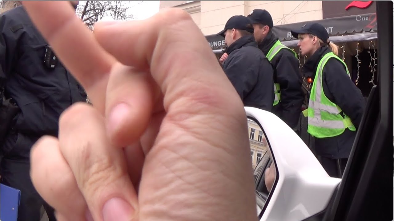 Полиция и FUCK-овый прицел