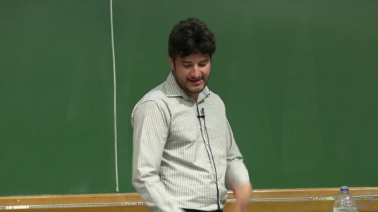 35º CBM - Palestra de Divulgação - Analysis on the hypercube