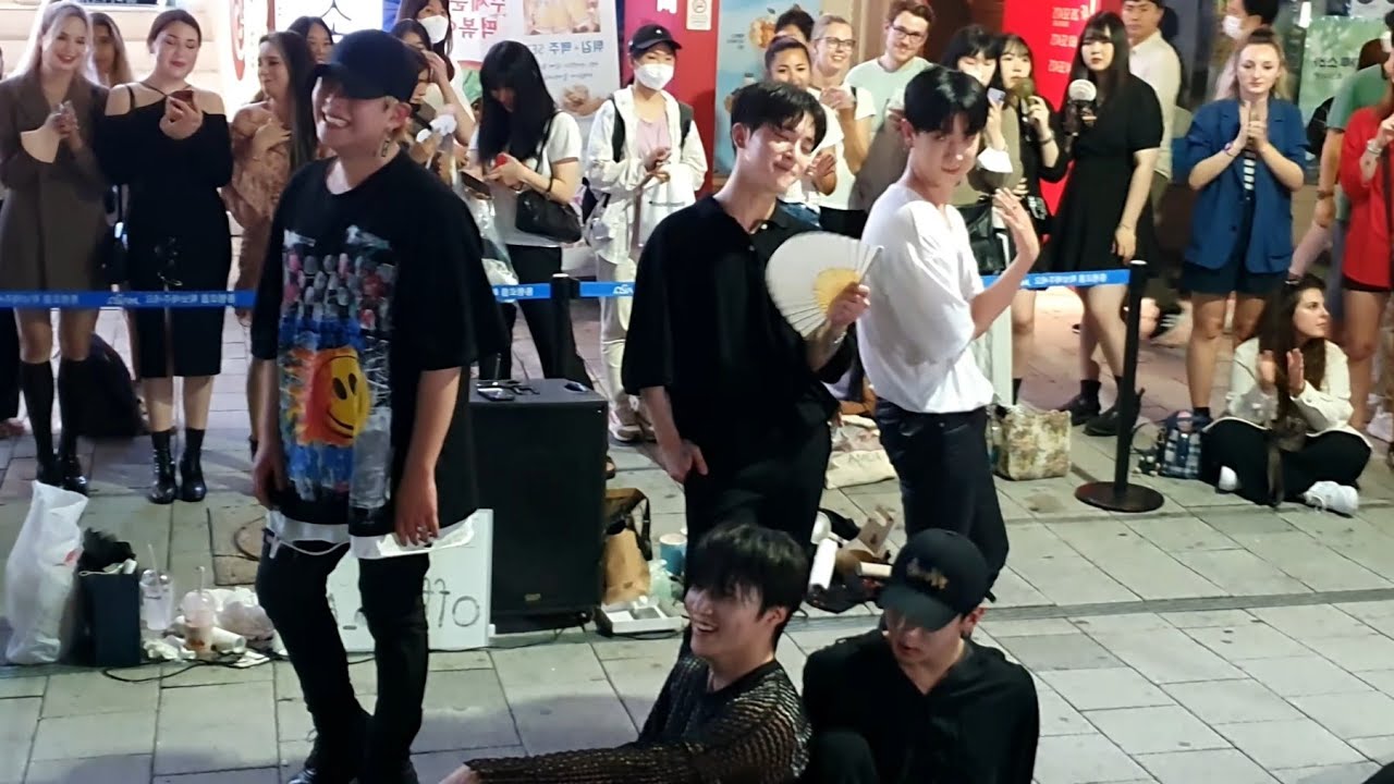 FRIDAY. AQA. DYNAMIC SUPERB HONGDAE BUSKING.