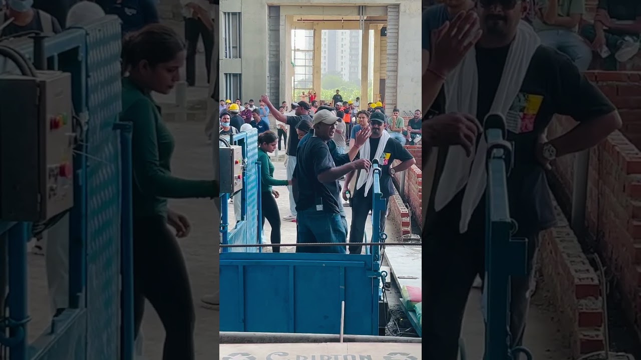 Ayushmann khurrana new movie shooting in shalimar one world lucknow #movie #ytshorts #viralvideo