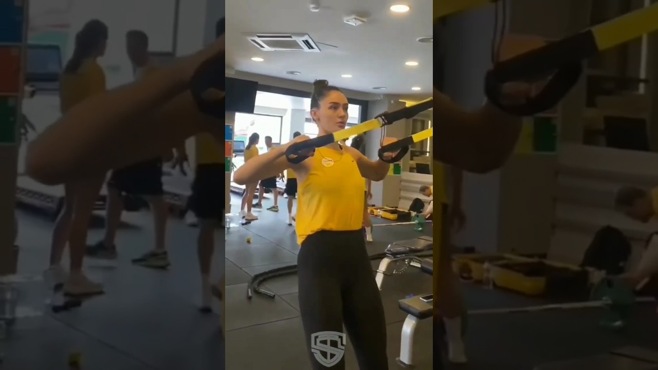 Watch Zehra G&uuml;neş Crush This Workout 💞 Turkish Player💞#ytshorts #viralshorts #zehragunes #sports #1m