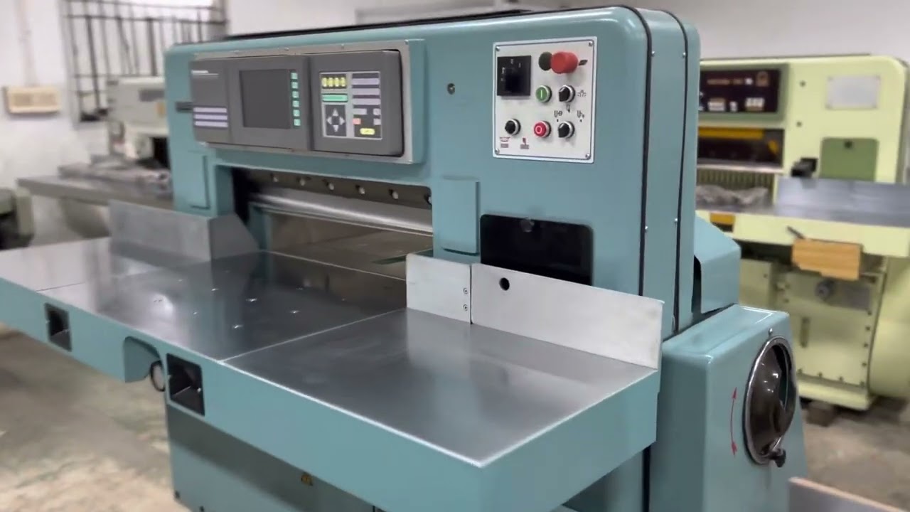BKI GRAPHICS - CUTTING MACHINES STOCK