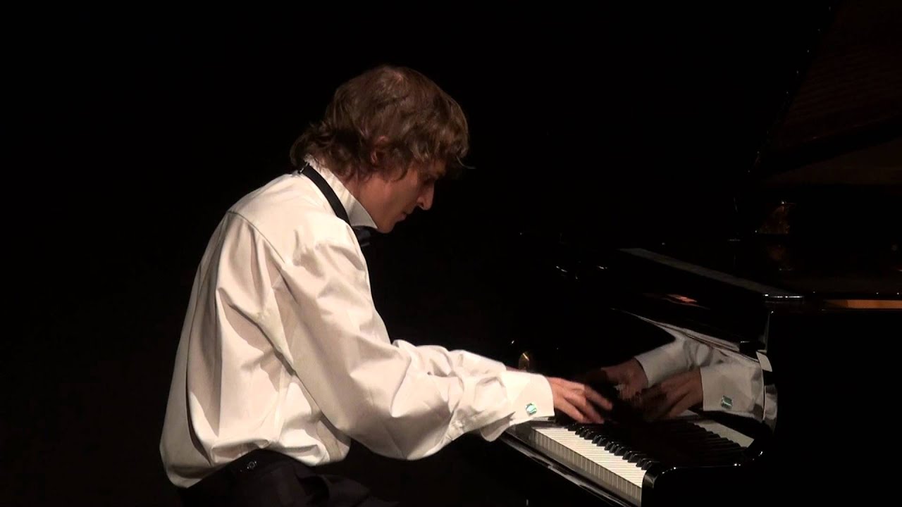 Alexander Lubyantsev performs S. Prokofiev 