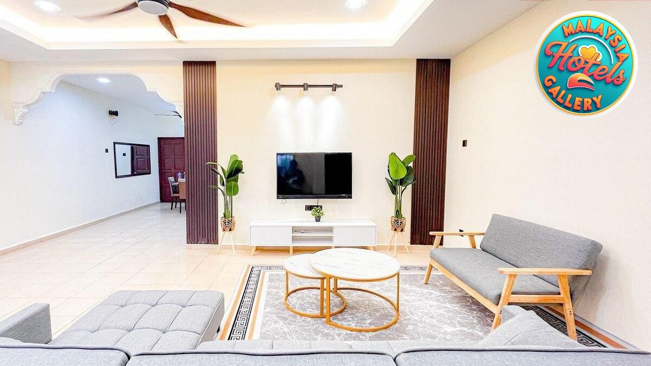 Homestay Desa  (Bukit Baru, Melaka) | Malacca, Malaysia | Hotel Review 🏩