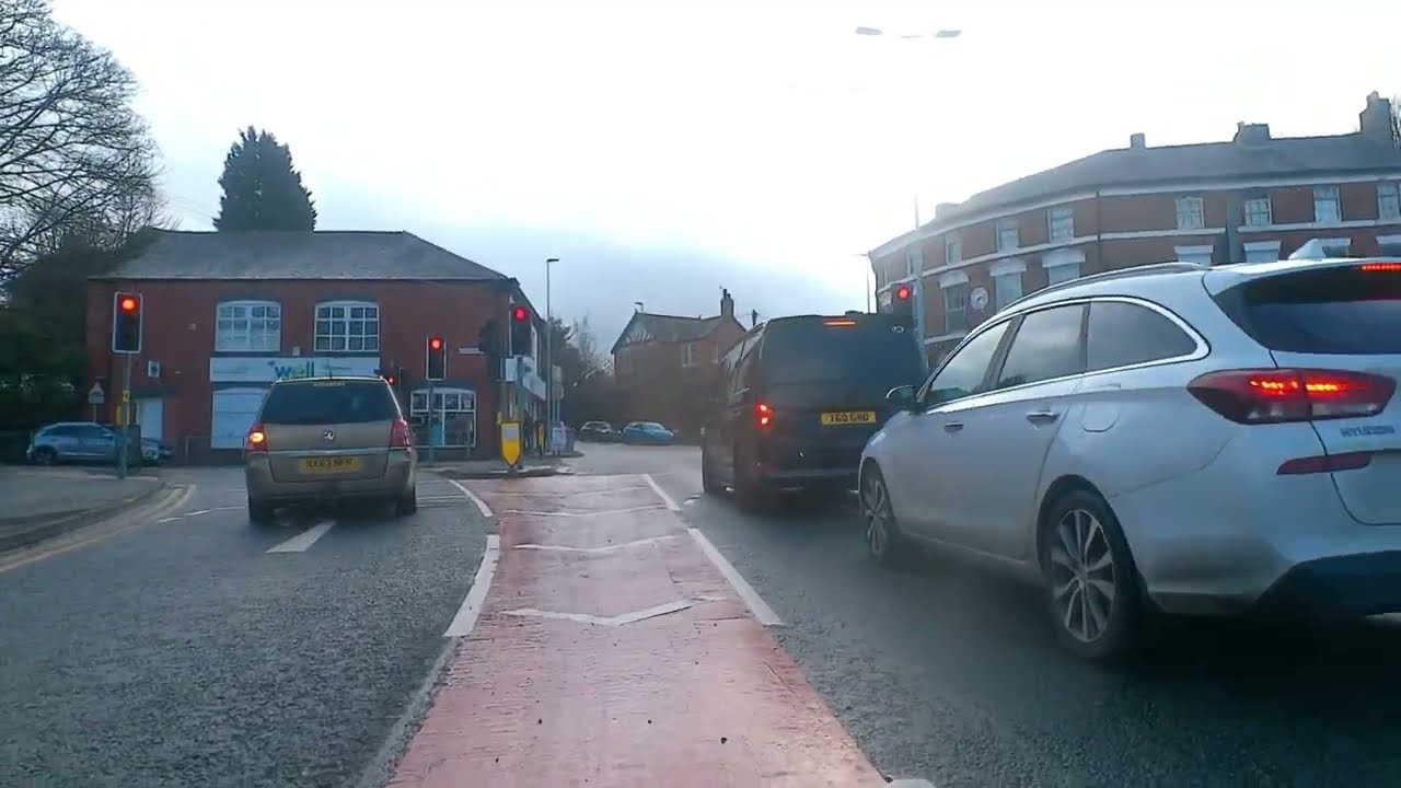 Cycling Park Lane out of Congleton, 11.30am, January 2026