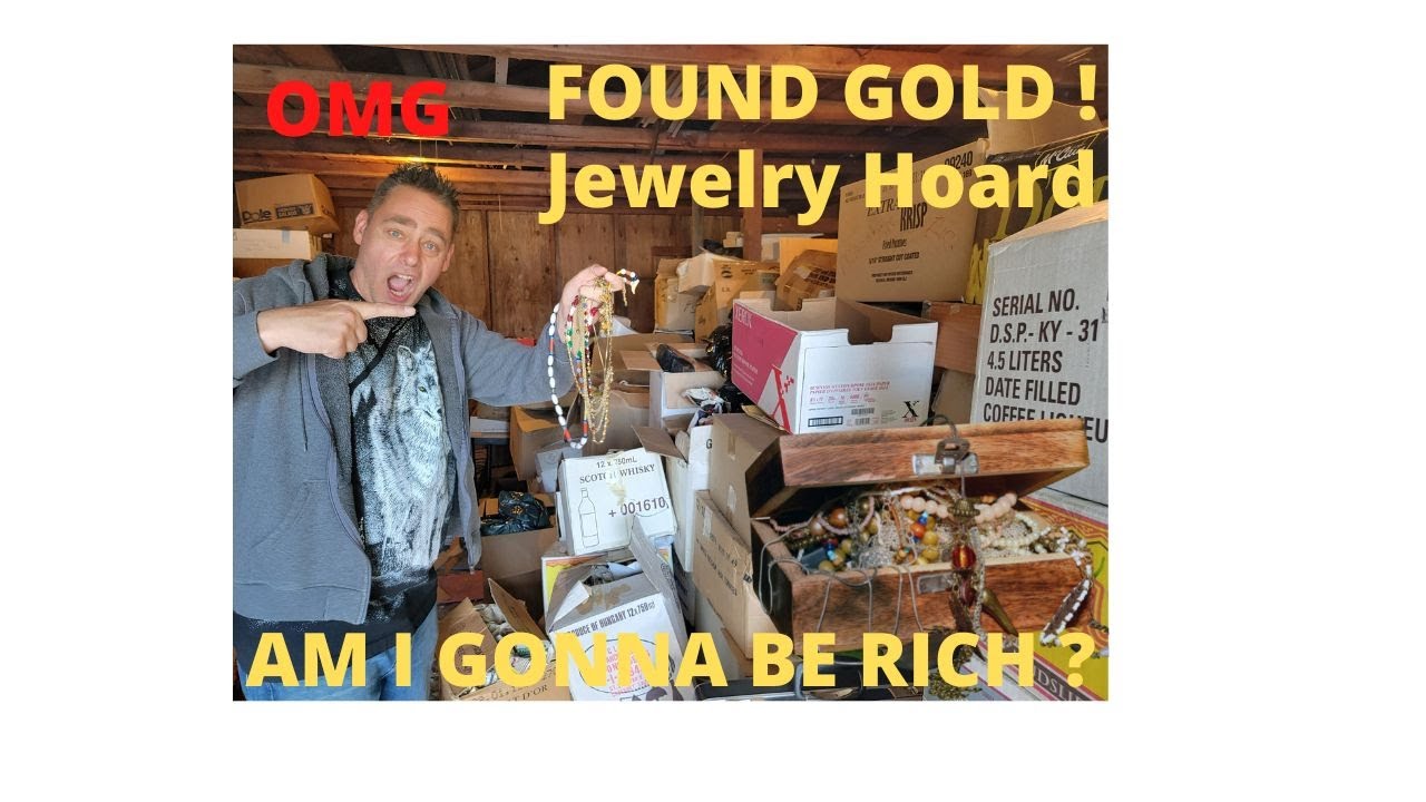 Found BIG Gold and Jewelry in this Storage Locker Auction Pirate Booty Hoard S1E1