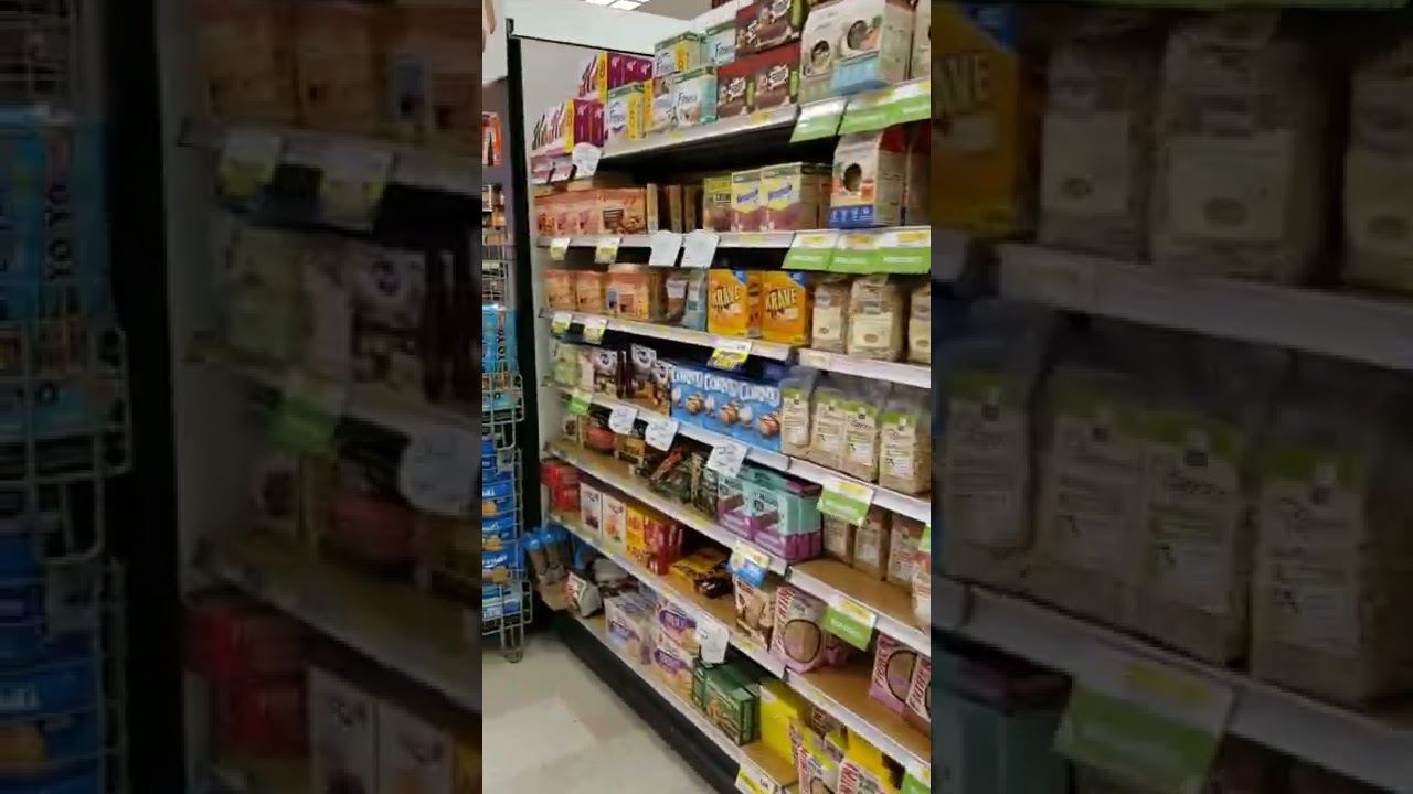 Recorrido por supermercado en Biella, Italia