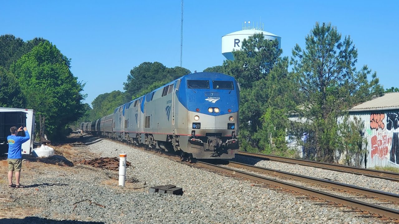Railfanning around Raleigh and Cary, NC with jointed rail, Amtrak, and CSX 527 (5/1/21)